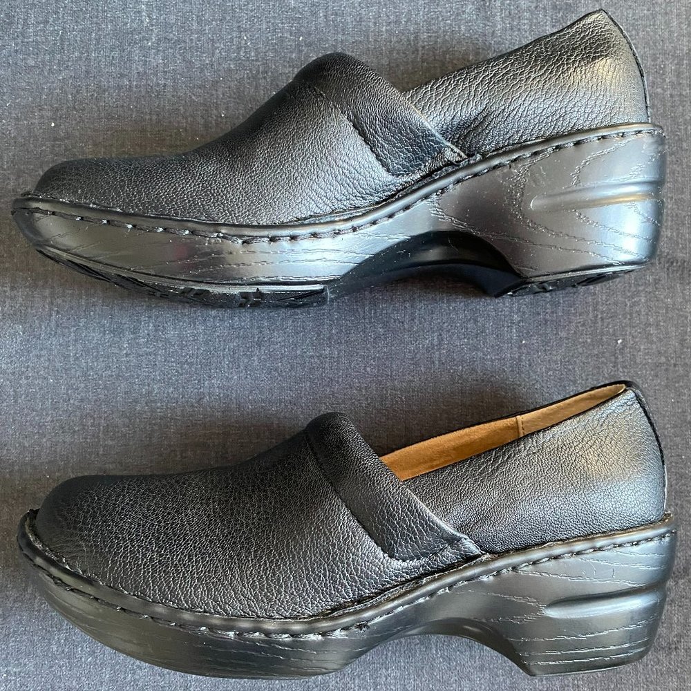 BASS-SHEENA BLACK LEATHER WOMEN SLIP ON WEDGE NURSING SHOES